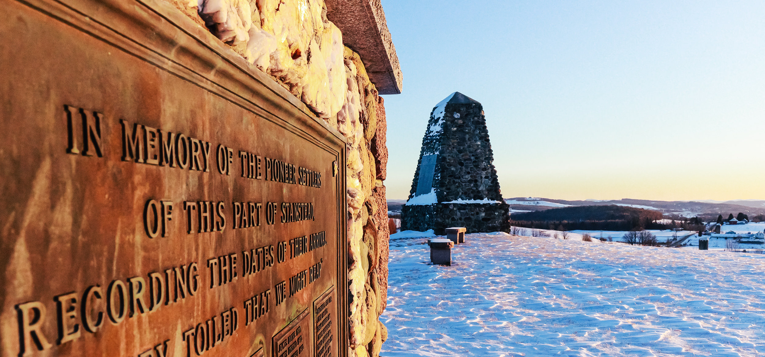 Pioneers' Monument Stanstead-Est